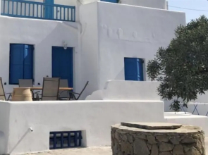 Mykonian Eclectic Studio For 2