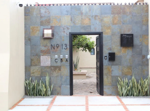 Modern LUX Ajijic 2 Bed Home -fantastic Location -bikes - Gym - Pickleball Court