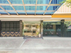 Dancenter KR Hotel