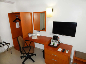 Days Inn by Wyndham Minatitlan