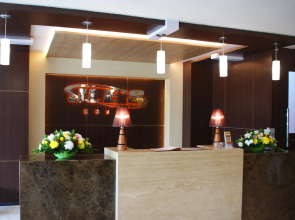 JLE'S Hotel