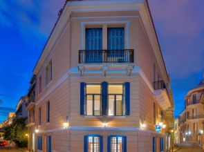 Art Pantheon Apartment (Three-Bedrooms)