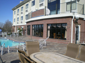 Holiday Inn Express Hotel & Suites Elgin