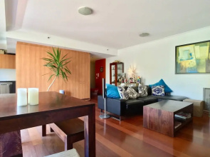 Private Room in Garden Oasis Close to City