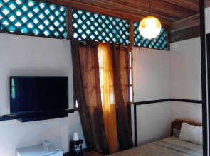 Lizard King Hotel & Suites