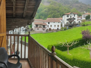 Hostal Mendaurpe