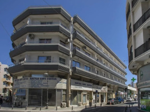 Les Palmiers Petrou Apartments