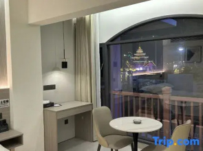Yiduo Hotel