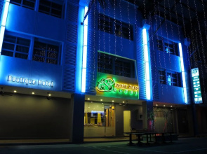 Eight Days Boutique Hotel Permas Jaya