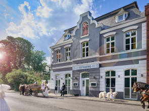 Stuckhotel Fettehenne