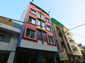 OYO Rooms Sargam Cinemas