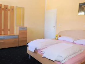 Rooms Don Permani