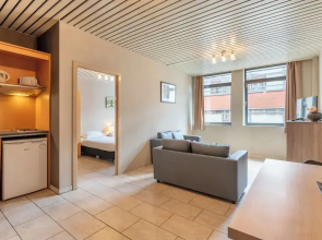 Room-one Bedroom Apartment Near North S