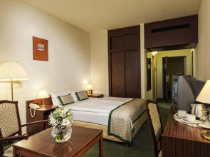 Hotel Hungaria City Center
