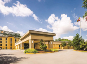 Garner Hotel Glen Burnie BWI Airport Area by IHG
