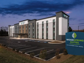 WoodSpring Suites Charlotte Northlake