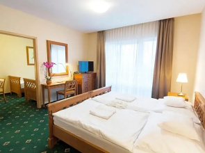 Orchidea Hotel Lipót
