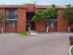 Amplia Suite Alberca Av Bernardo Quintana 12D
