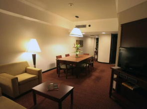 Embassy Suites By Hilton Valencia-Downtown