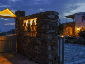 Maison Simone with private heated infinity pool & spectacular sea view