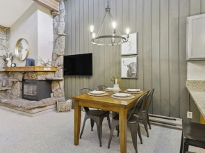 Cozy Winter Park Condo: Bike, Ski, & Hike!