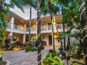 Crane's Beach House Boutique Hotel & Luxury Villas