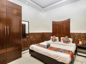 Fabhotel Jindal Palace