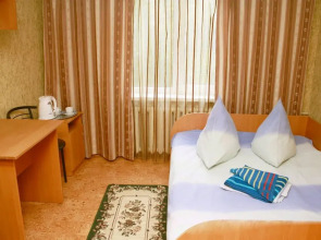 Отель Выдубичи