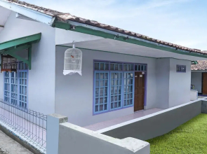 OYO Homes 91009 Eco Tourism Desa Cibodas Areng 4 Syariah