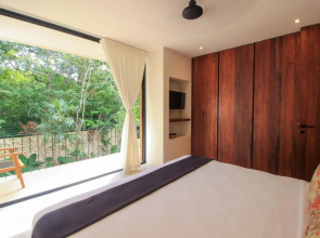 Elegant Boho-style Villa Fabulous Private Rooftop Deck Outstanding Outdoor Pool in Holistika