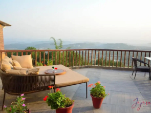 Tiaraa Jujurana Resort and  Spa