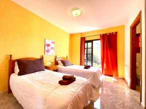 Casa rural con BBQ, Wifi y inolvidable vista a océano, El Hierro