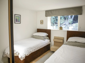 Boxwood Retreat