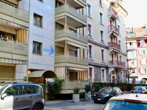 Comfortable, very well located between train station and lake!
