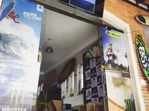 Curvão Surf House - Hostel