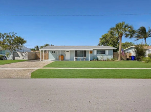 431 Deerfield in Deerfield Beach