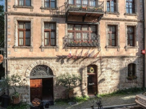 Deluxe Boutique Hotel Palea Poli