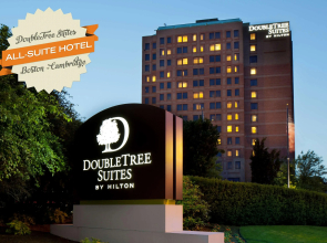 DoubleTree Suites by Hilton Hotel Boston - Cambridge