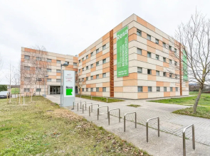 Albergue Residencia Universitaria Resa Los Abedules - Campus Accomodation