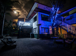 Centabay Lodge - Hostel