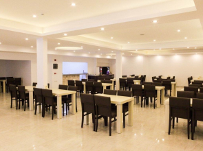 Acar Hotel