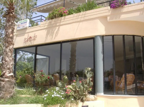 Akasti Hotel