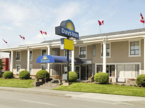 Days Inn by Wyndham Vancouver Metro