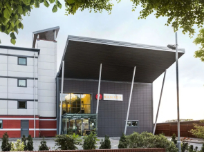 Ramada Birmingham Oldbury M5 J2