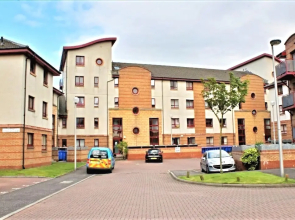 Kintyre Apartment