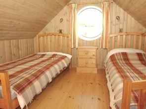 Cartway Cabin