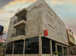 OYO 183 The Pipe House