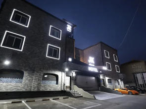 Gunsan JNK Classic Hotel - Black