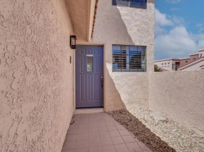 Walk to Lake Havasu Beaches: Condo w/ Pool Access!