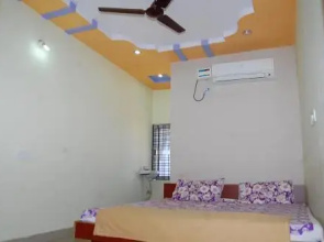 Omkar Lodge